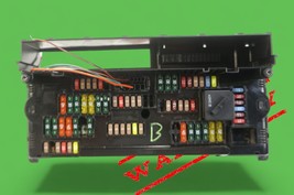 2010-2012 BMW 535I  Front - FUSE BOX / Holder 9234421 - £46.28 GBP