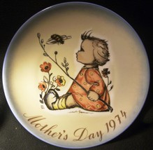 Schmidt Brothers 1974 Mother's Day Plate Sister Berta Hummel Germany Bumblebee - $11.76