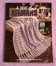 A Year of Afghans Book 5 Leisure Arts 2000 crochet 52 wraps throws - $10.00