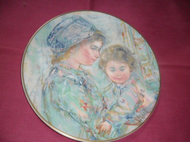 Royal Doulton Edna Hibel Colette and Child 1973 PLATE[RD40] - £35.78 GBP