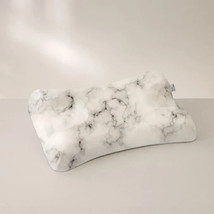 New Omnia Pillow In A Premium 100% Mulberry Silk Pillowcase White Marble Beauty - £203.98 GBP