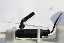 2002-2006 MINI COOPER S FRONT WIPER RESERVOIR TANK K389 image 4