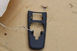 2017 JAGUAR XE REAR RIGHT DOOR HANDLE LOCK TRIM   R607 image 8