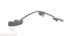 Accelerator Gas Throttle Pedal OEM 2001 Mitsubishi Montero  - $22.59
