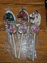 3 NEW LOOMCO MINIATURE ROCKING HORSES 1993 RED / GREEN White Christmas V... - $26.78 CAD