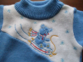 Vintage Tiny Tots Baby Boy Sweater Bear on Sled in Snow Winter XMAS Philippines - £13.51 GBP