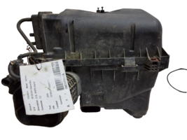 04 05 06 Toyota sienna engine air cleaner box OEM - €31,56 EUR