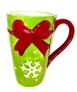 Mug Coffee Or Cocoa Snowflake Bow and Polka Dot Green Red  CHRISTMAS - $214.26 MXN