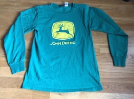 John Deere Shirt Mens Small Green Crewneck Long Sleeve Graphic Workwear ... - $14.00