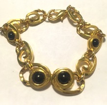 black beaded gold hook clasp bracelet 7&quot;  - £5.55 GBP
