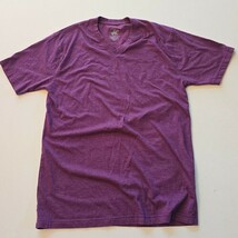 BEVERLY HILLS POLO CLUB- T Shirt Mens Med Purple Short Sleeve V Neck - $9.12