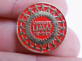 OFFICIAL UAW UNITED AUTO WORKERS ASSOCIATE MEMBER LAPEL STICK PIN RED CI... - $8.90