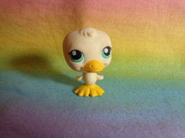 2004 Littlest Pet Shop Light Yellow Baby Duck Green Dot Eyes #199 - $3.94