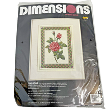 Dimensions Roses Needlepoint Kit 2370 Wool Yarn Pink Green 12x16 Vintage 1990 - $17.95