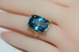 10K Yellow Gold Large  16.00 CT Cushion Cut Natural Deep Blue Topaz  SZ 5.5 - £469.92 GBP