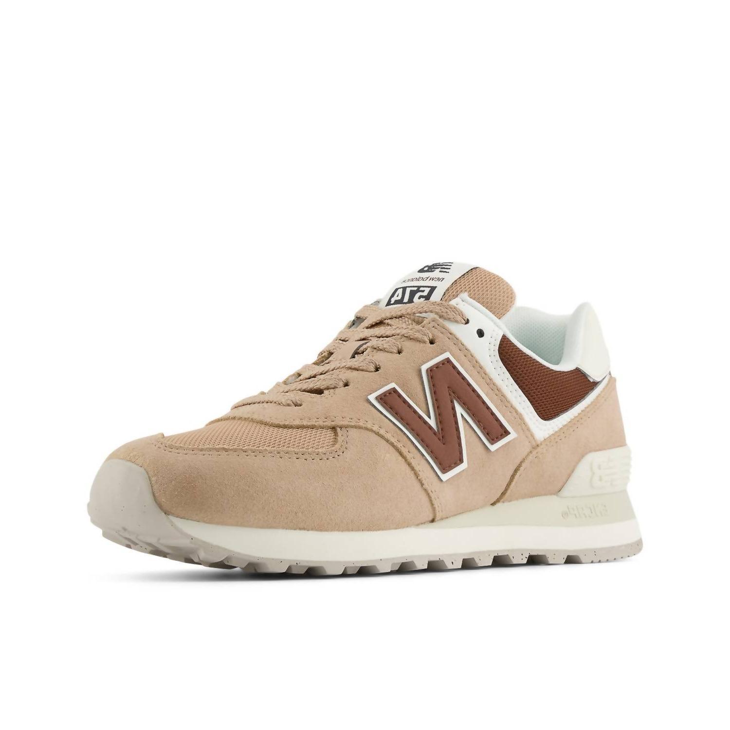 New Balance women&#39;s sneakers size 6.5__B - $70.29
