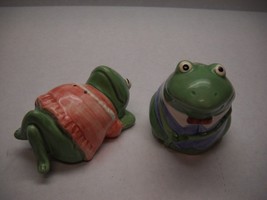 Mary Ann Baker Salt And Pepper Shakers Frogs Man Blue Suit Bowtie Woman Pink - £53.69 GBP