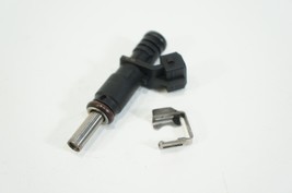 2008-2011 bmw 528i 328i 128i n52 i6 engine fuel injector with clip holder - £23.59 GBP