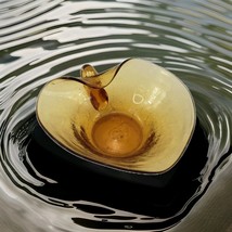 Vintage Amber Hand Blown Art Crackle Glass Candy Dish w Handle - $129.89 MXN