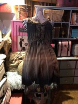 DAYTRIP Sweet Ruffled Striped Dress Size M - £10.11 GBP