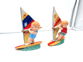 Roman Campbell&#39;s Kids Souper Surfer Figurines 1984 Porcelain set of 2 - $285.10 MXN
