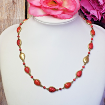 Signed Chaps Red Lucite Gold Tone Link Fashion Necklace Choker - £13.42 GBP