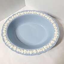 Cream on Lavender Blue Wedgwood Shell Edge Queensware OVAL SERVING BOWL ... - $62.16