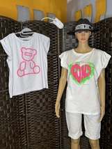 LA KIKA T-SHIRT - ICON'S SIZE M/L - $25.00
