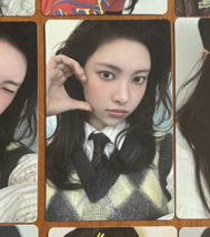YUNA ILLIT Offizielle Fotokarte &quot;Bombe&quot; Kpop Authentisch - $9.98