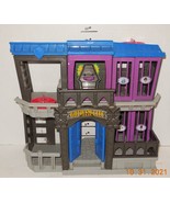 2012 Fisher Price Imaginext DC Super Friends Batman Gotham City Jail Pla... - $15.45