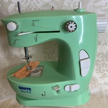Vintage White Sew E-Z Model W338G Mint Green Mini Sewing Machine Extras Included - £16.45 GBP