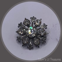 Vintage Brooch Unsigned Clear Rhinestone Silver Tone Round Starburst Pin ⚜️ - £7.03 GBP