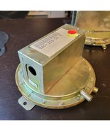 DWYER DIFFERENTIAL PRESSURE SWITCH  ELECTRIC 21-190231-00 NEW $99 - $132.32 CAD