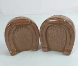 Vintage Light Brown Horseshoe 3.25&quot; Salt &amp; Pepper Shakers - €12,57 EUR