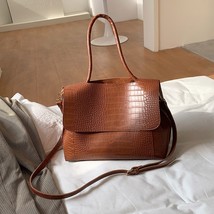 Women Pu Leather Messenger Bag Auburn   - £16.01 GBP
