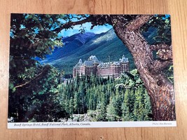 Vintage Color Postcard, Banff Springs Hotel, Canadian Rockies, Banff, Canada - £3.78 GBP