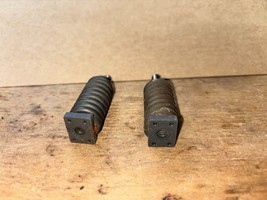 2 Husqvarna 340 345 350 353 AV Fuel Tank Springs Mounts Buffer - $185.64 MXN
