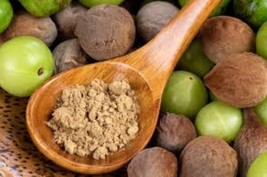 Triphala Benefits: Ayurvedic Herbal Remedy for Detox &amp; Digestion 50 g - $149.61 MXN