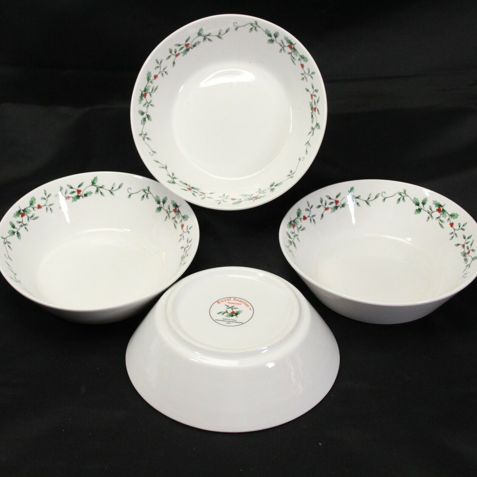 Royal Seasons Holly Soup Cereal Bowls Christmas 6 1/4&quot; Lot of 4 Xmas - $14.69