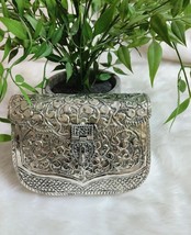 Exclusive Hand Carved silver clutch Antique Purse Wallet Hand Bag Kundan JewelrC - £56.65 GBP