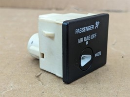OEM Hummer GMC Cadillac Chevrolet 2003-2019 Passenger Safety Disable Switch - $1,476.09 MXN