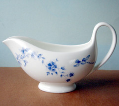 Wedgwood Harmony Gravy Sauce Boat White/Blue Floral Made in England NEW - $34.90