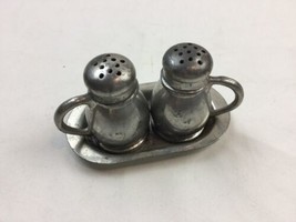 Federal Pewter Number 200 Salt And Pepper Shaker With Serving Tray - £15.60 GBP