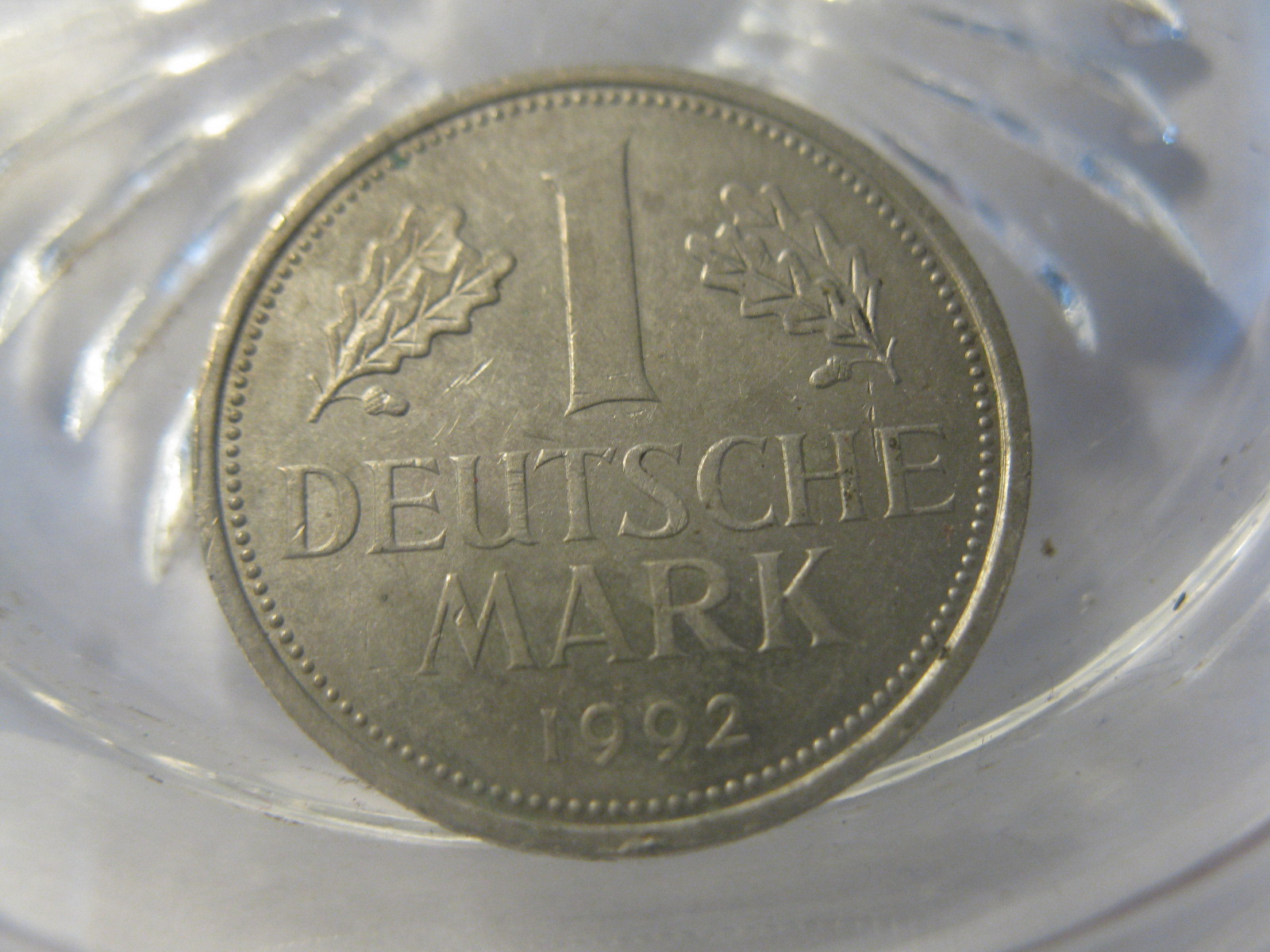 (FC-813) 1992-J Germany: 1 Deutsche Mark - $1.50