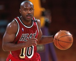 Tim Hardaway 8X10 Photo Miami Heat Basketball Nba Close Up - £3.90 GBP