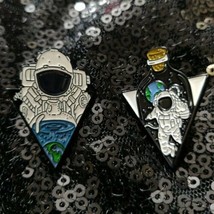 Astronaut Space Moon Galaxy Stars Triangle Shaped Pin Set (2 Pins) - £16.59 GBP