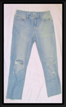 Style &amp; Co Boyfriend Ladies Jeans Distressed Light Wash Size 4 31&quot; x 28&quot; - $9.89