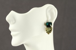VINTAGE Costume Jewelry SADIE GREEN Green Rhinestone Brass Pierced Earrings - £12.43 GBP