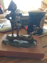 Dan Levin Bronze Statue - $891.99 MXN