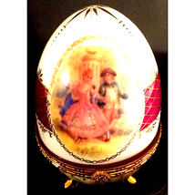 Young Love~Beautiful Egg Trinket Box - £15.57 GBP